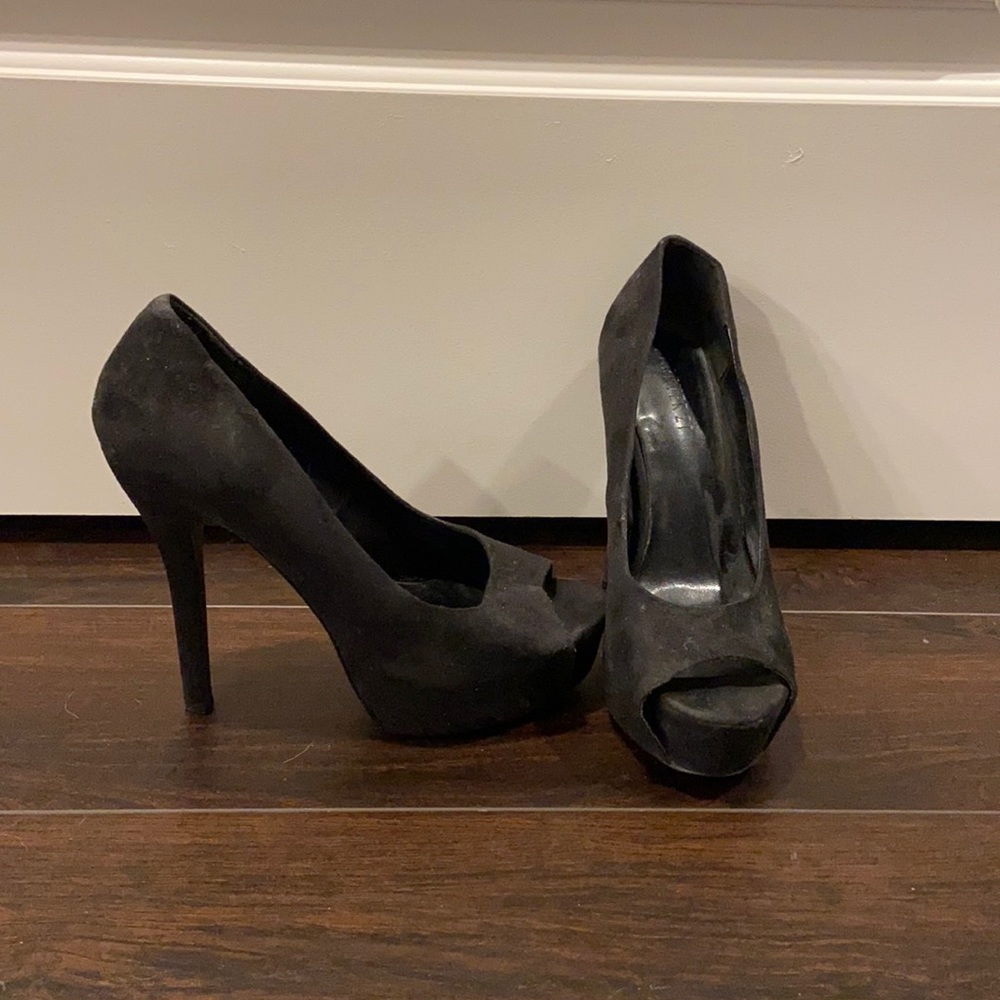 Black suede-like platform heels